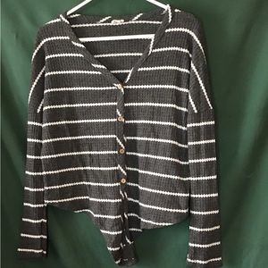 Striped sweater, asymmetrical hem, junior size